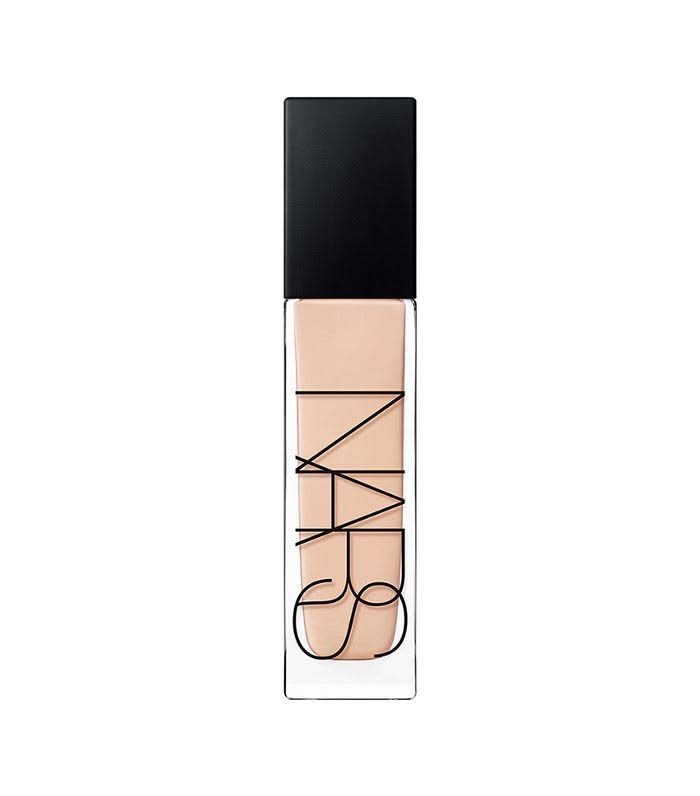 کرم پودر نارس Natural Radiant Longwear Foundation